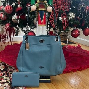 Coach Teal Leather Shoulder Bag and Wallet Set